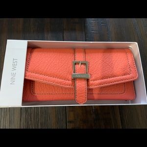 NEW Nine West Coral Wallet